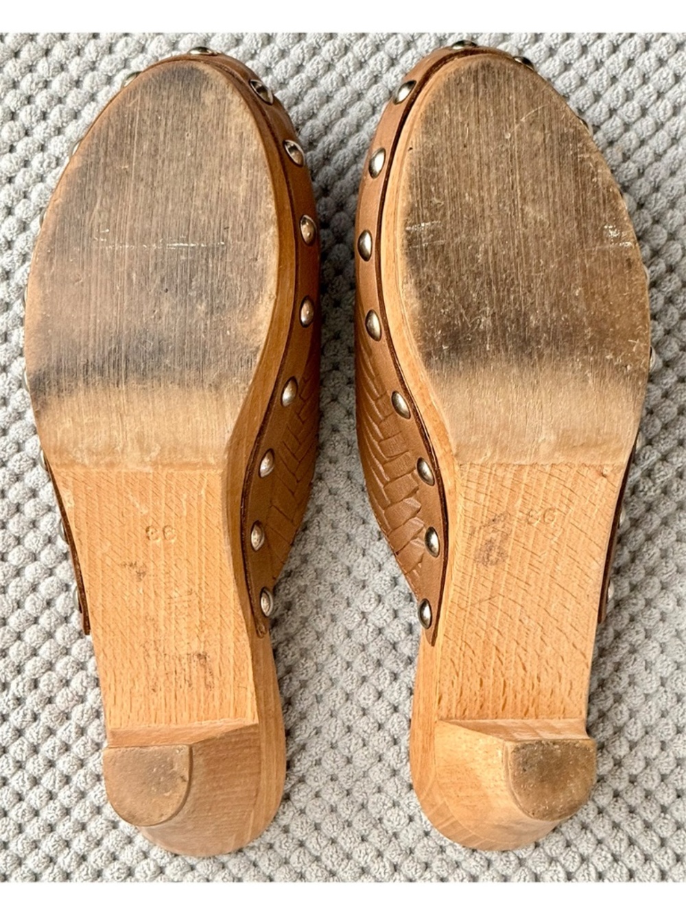 Miu Miu 36 US 6 Y2K Woven Leather Wooden Mules Metal Studs Chunky Wood Mid-Heel - Picture 9 of 10